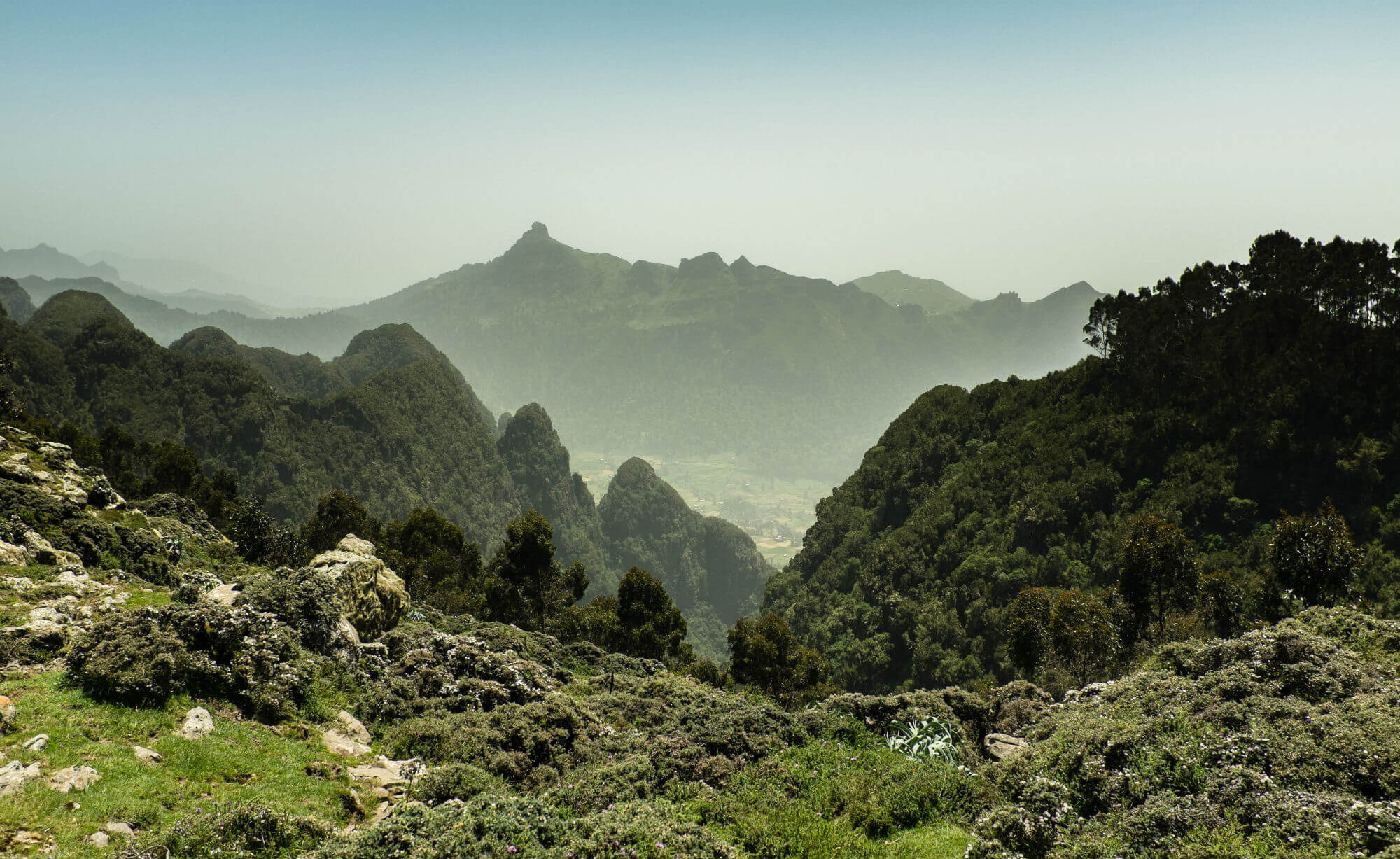 Mountain scenery surrounding Ankober Palace Lodge